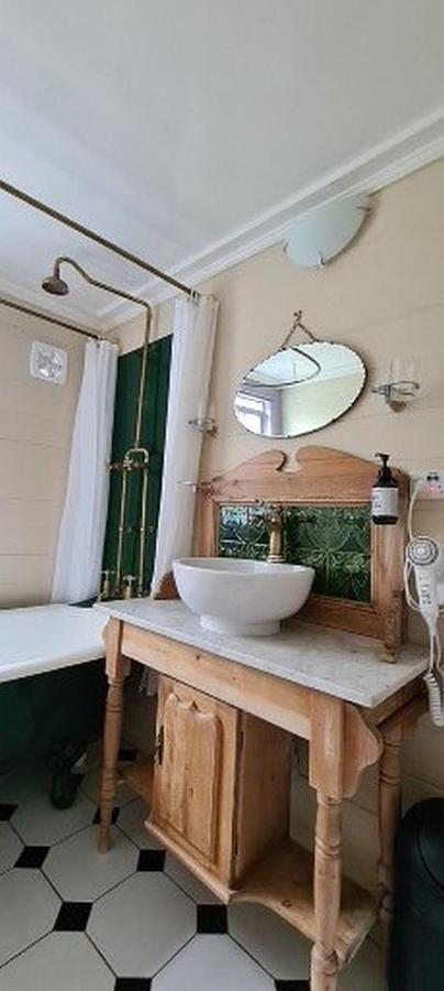 לינה וארוחת בוקר אוקלנד Dovecote House מראה חיצוני תמונה